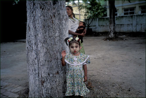 Amaratura, Burma