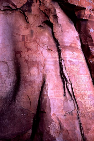 Bhimbethka Caves, outside Bhopal